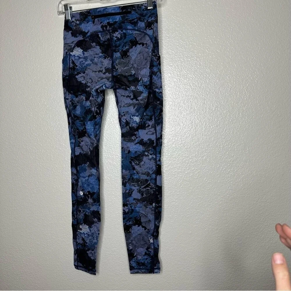 Lululemon Speed Up Tight Full-On Luxtreme size 4
